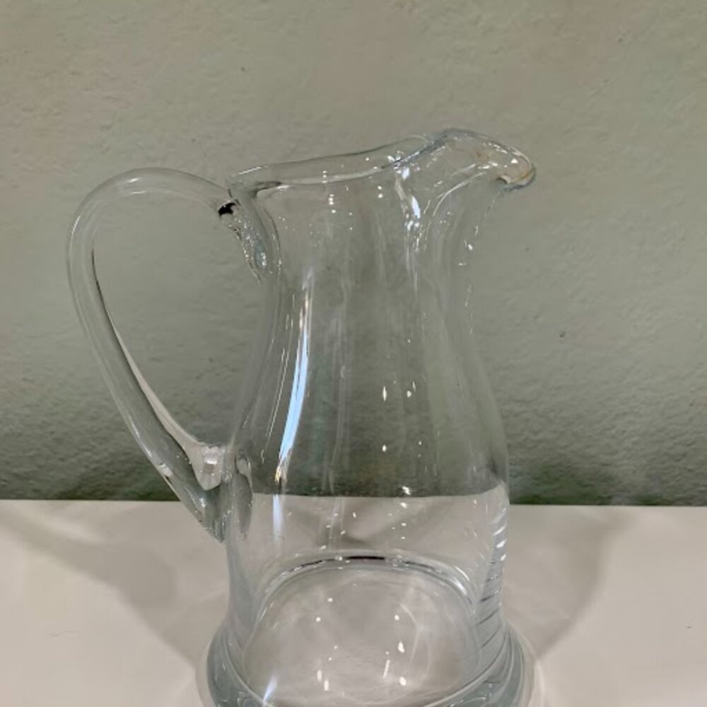 VTG~Lip Pitcher - Picture 4 of 7